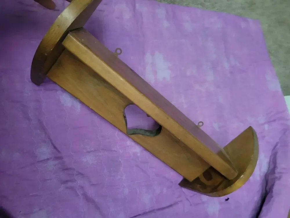 Beautiful Wood Decorative Shelf Heart MIDDLE Hangs